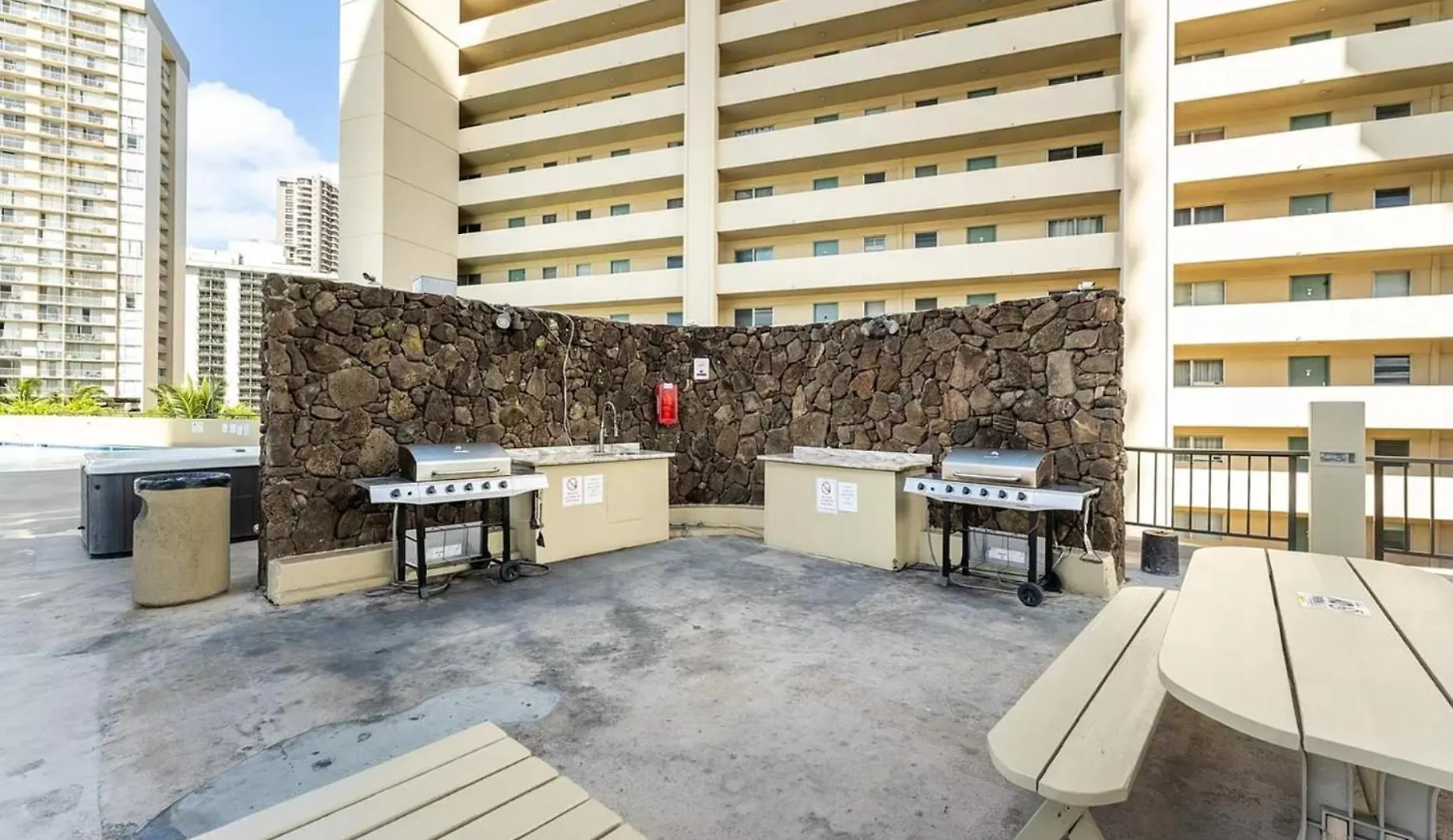 Waikiki Canal Family Room 6Person Honolulu 0*,